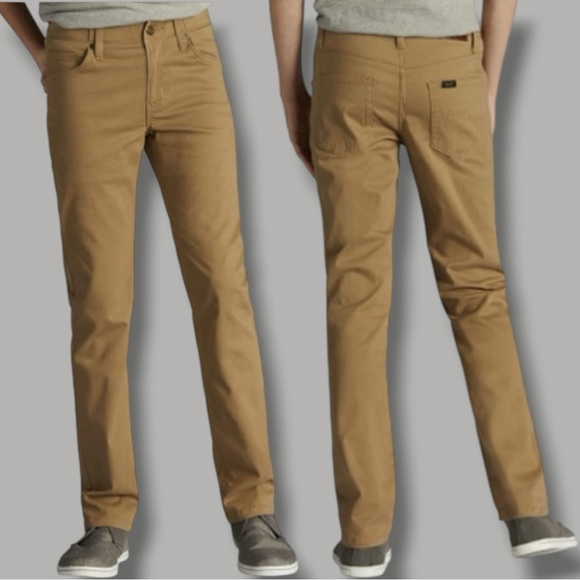 NWT Lee Boys 18R Extreme Motion MVP Straight Fit Chinos - Khaki Tan - Picture 1 of 16